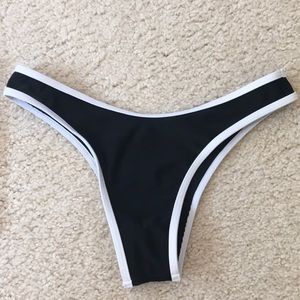 Cute ZAFUL swim bottoms!